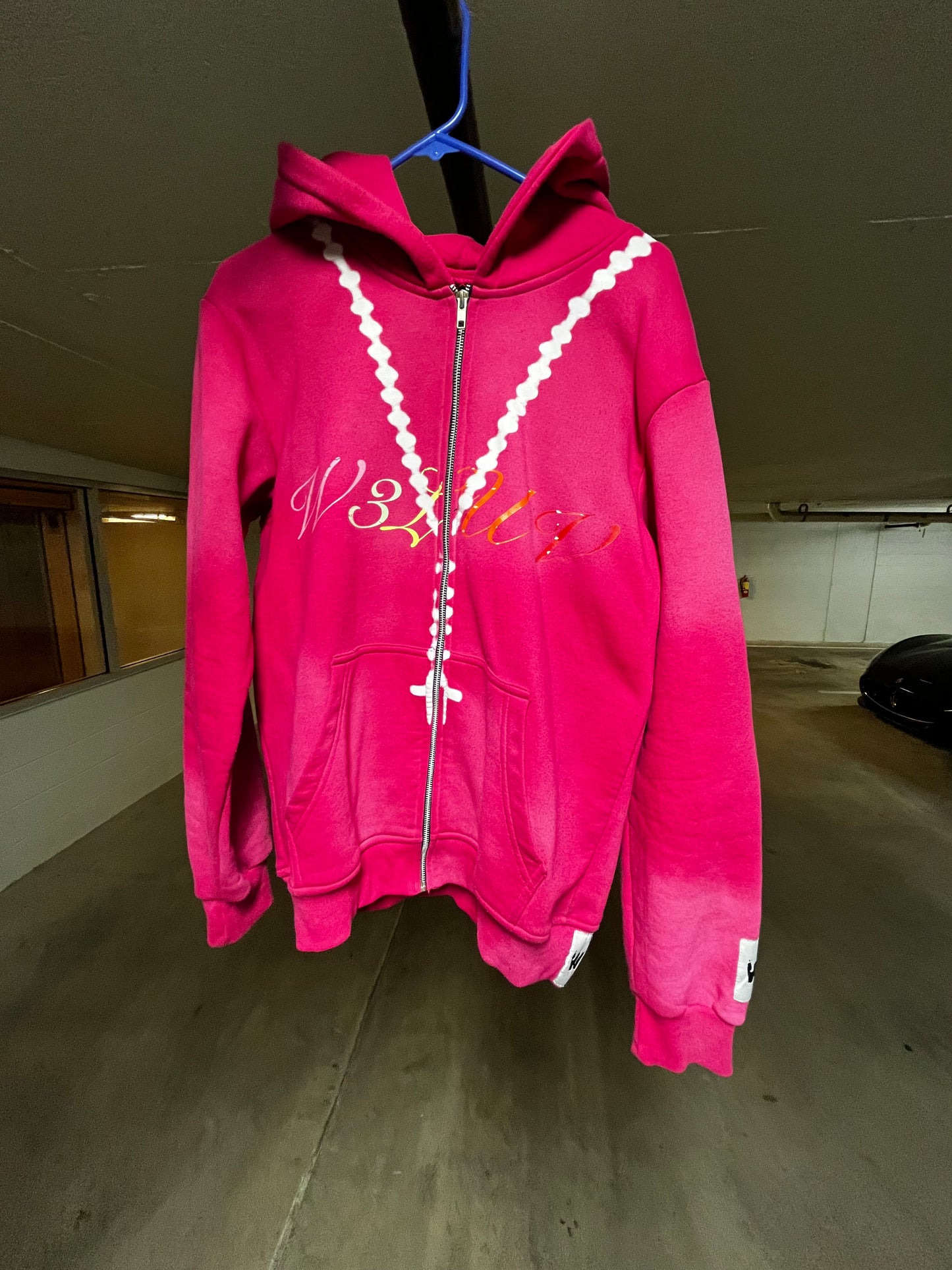 W3luv Pink Zip-up ⚠️(PRE ORDERS)!!