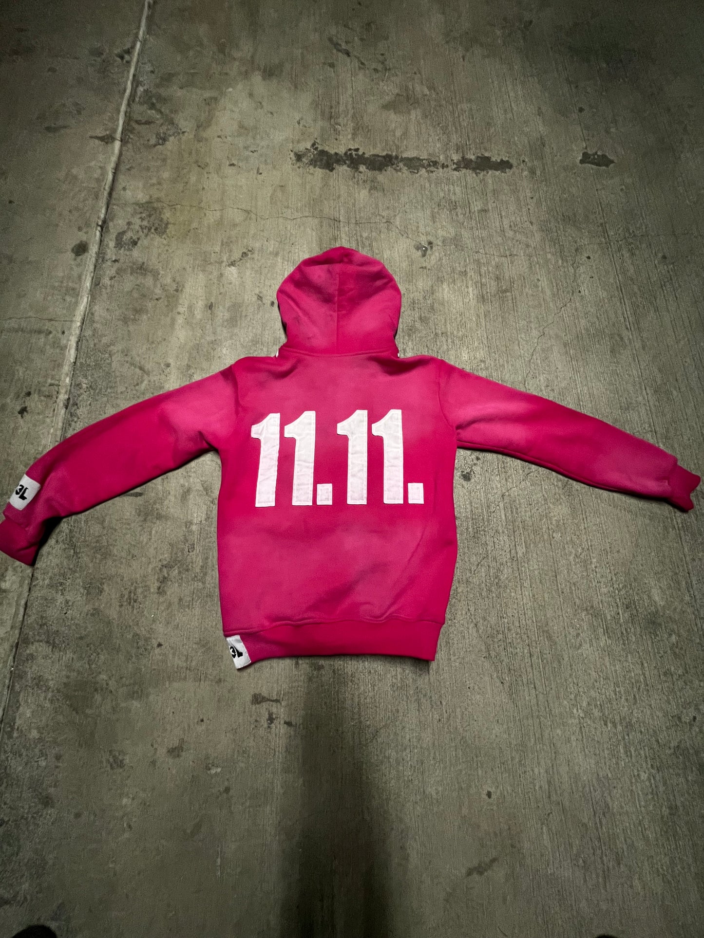 W3luv Pink Zip-up ⚠️(PRE ORDERS)!!